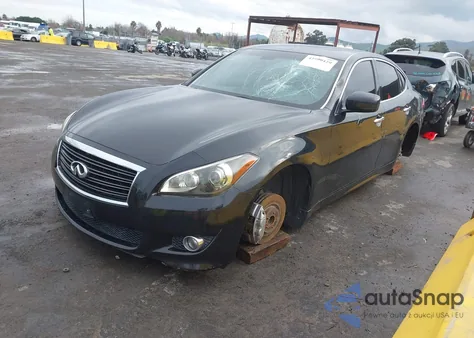 2013 Infiniti M37 z USA, uszkodzony, nr VIN JN1BY1AP7DM513623